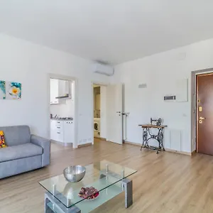 Appartamento Domusmi Benedetto Marcello-28, Milano